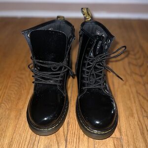 Girls Dr. Martens Boots sz 4